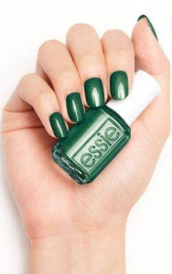 Essie Lakier Do Paznokci 801 Dressed to Excess